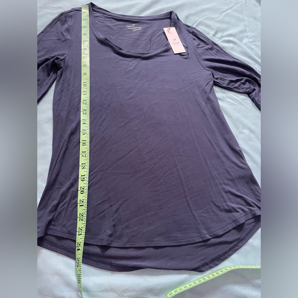 NWT Women’s long sleeved shirt